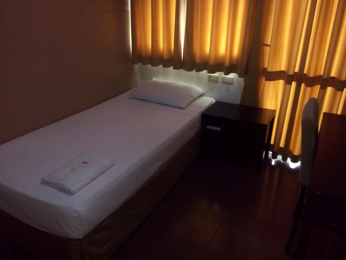 Hotel Kichi Legazpi Eksteriør bilde